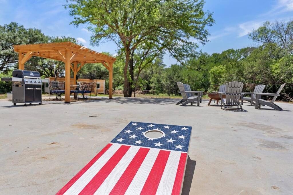 The Lonely Bull Luxury Container Home On 5 Acres Weatherford Esterno foto