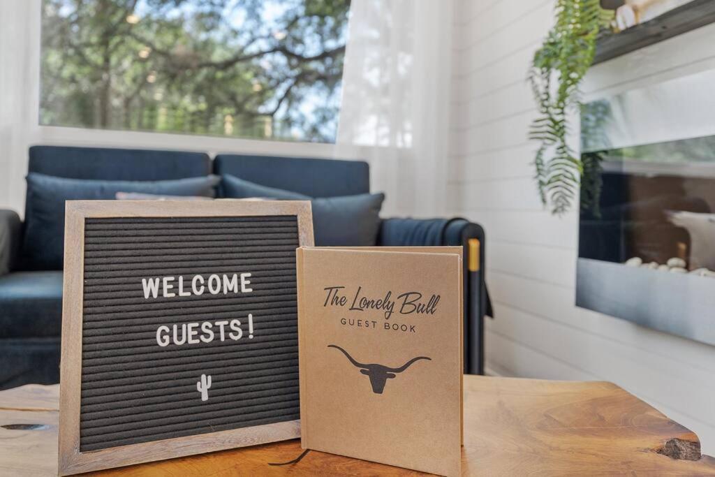 The Lonely Bull Luxury Container Home On 5 Acres Weatherford Esterno foto