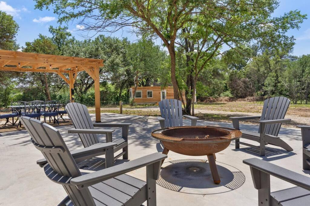 The Lonely Bull Luxury Container Home On 5 Acres Weatherford Esterno foto